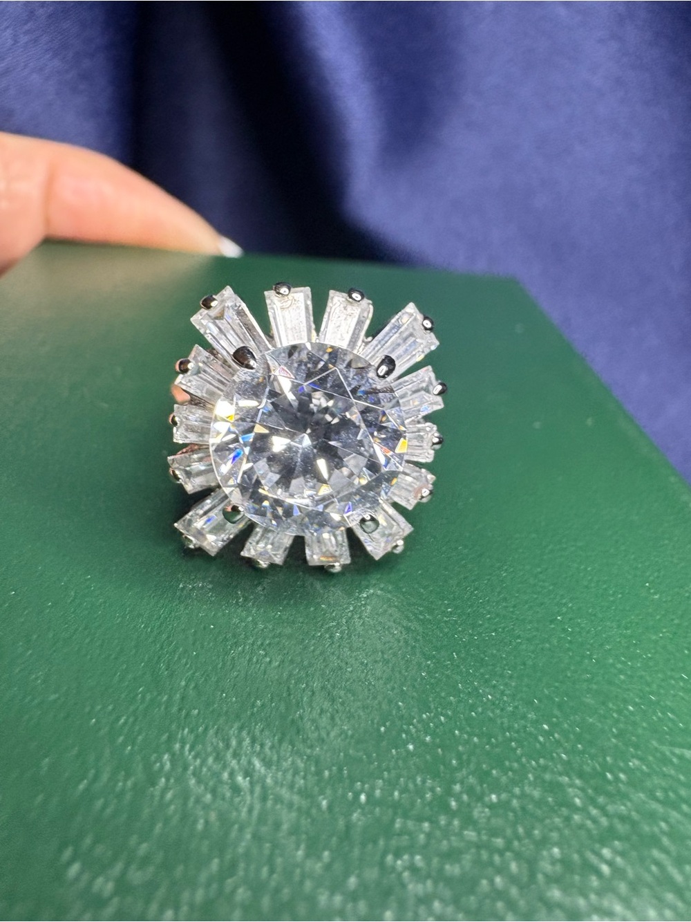 Ring 925 Sterling Silver Cubic Zirconia Starburst Cocktail Sparkling - Picture 9 of 11